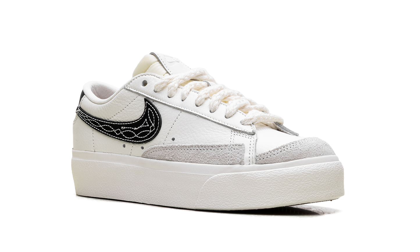 Blazer Low Platform WMNS"Needlework" FJ4556 133