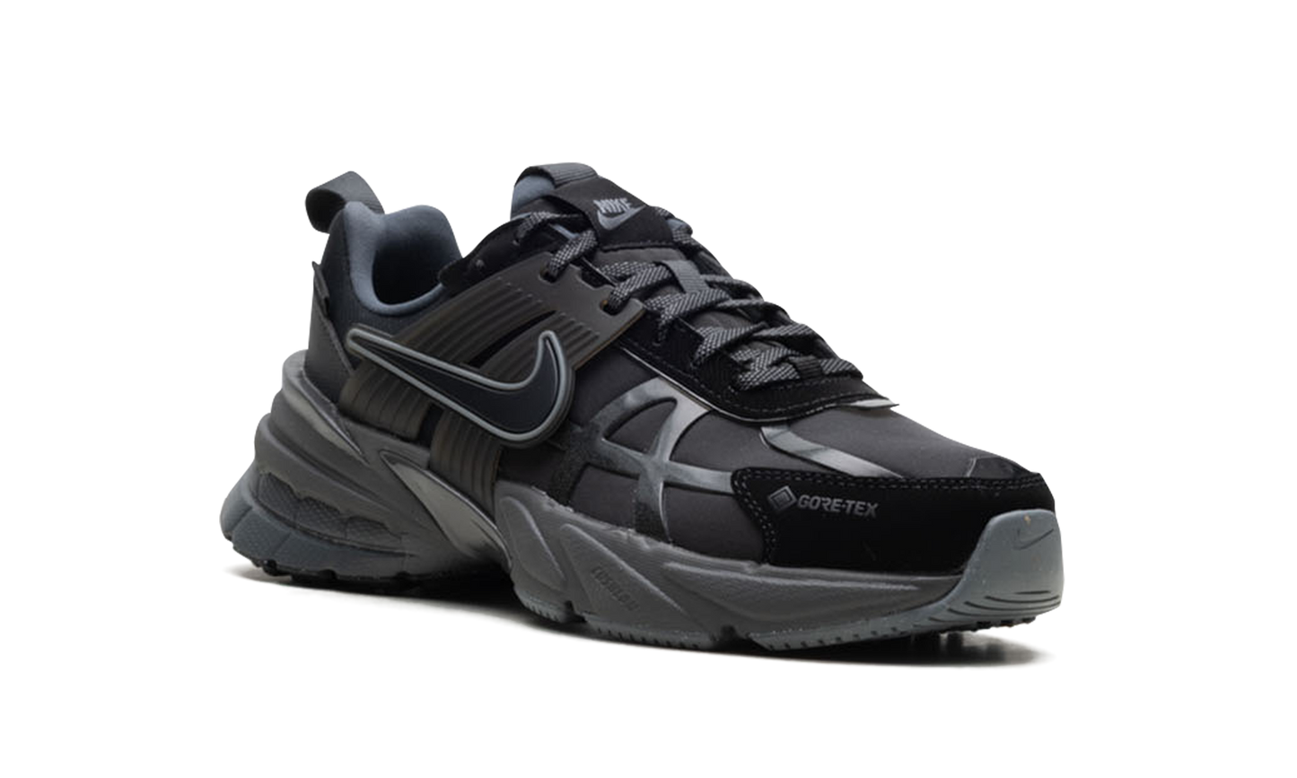 V2K Run WMNS"Gore-Tex Black Iron Grey" FZ2622 001