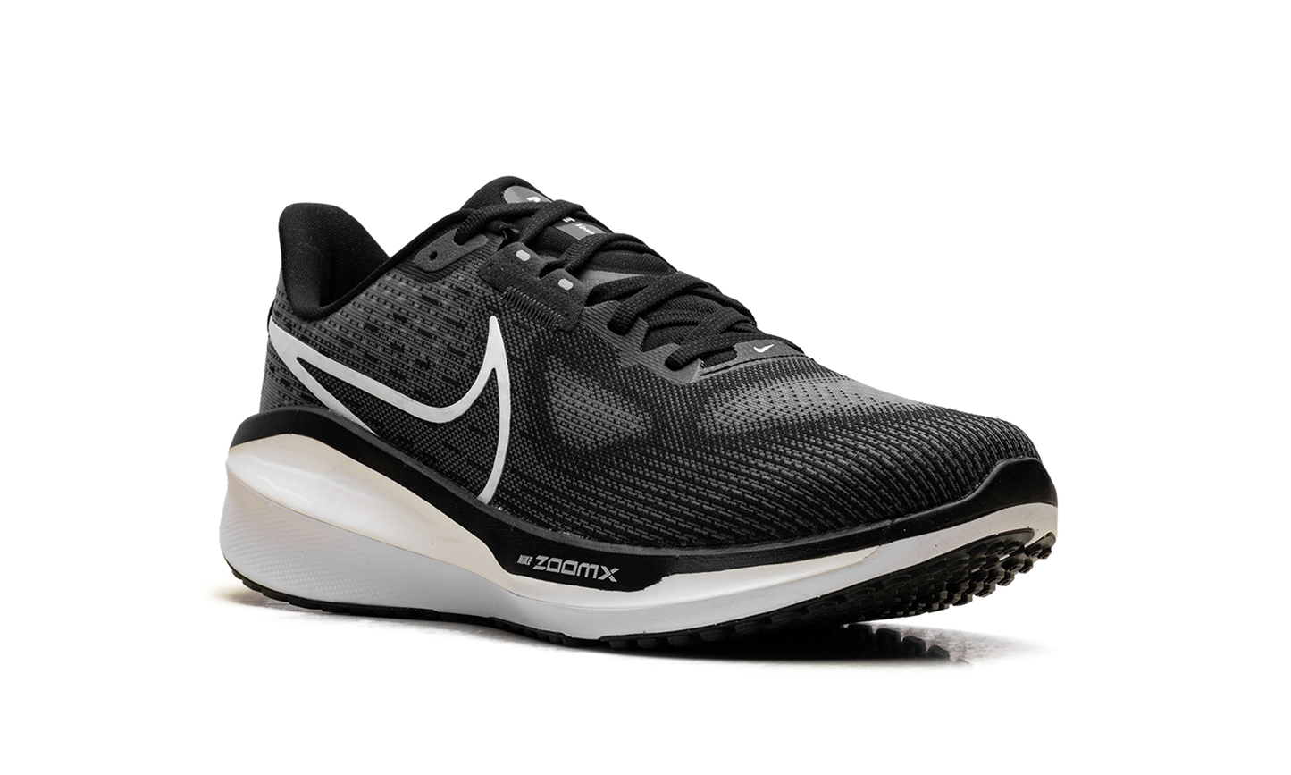 Vomero 17 Wmns"Black" FB8502 001