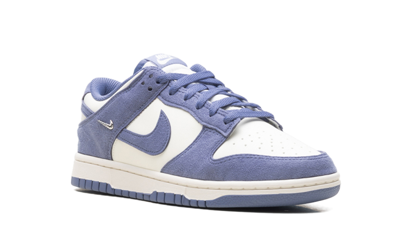 Dunk Low WMNS"World Indigo Mini Swoosh" IB4417 103