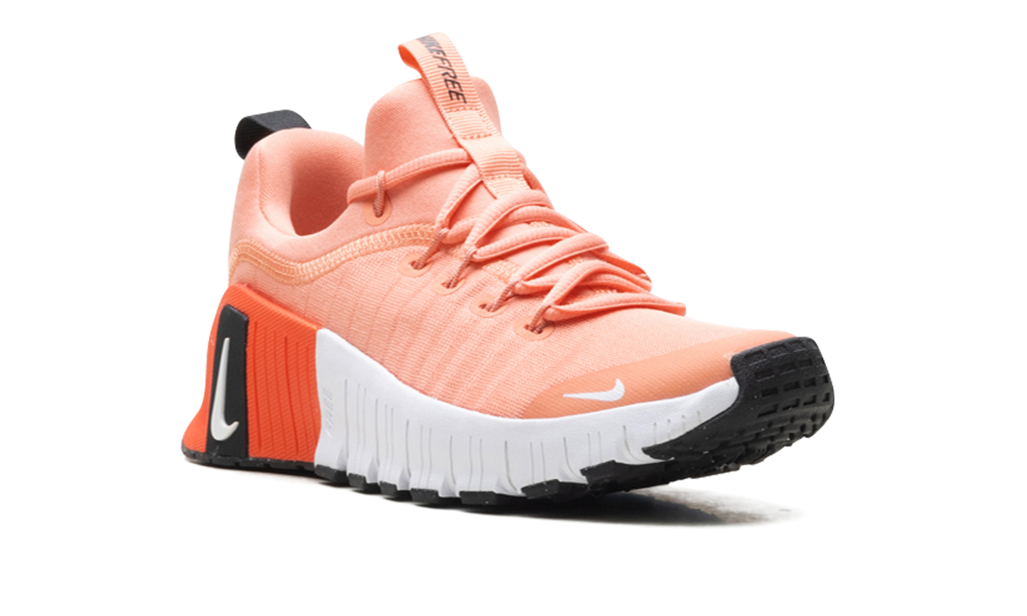Free Metcon 6 WMNS"Apricot" FJ7126 803