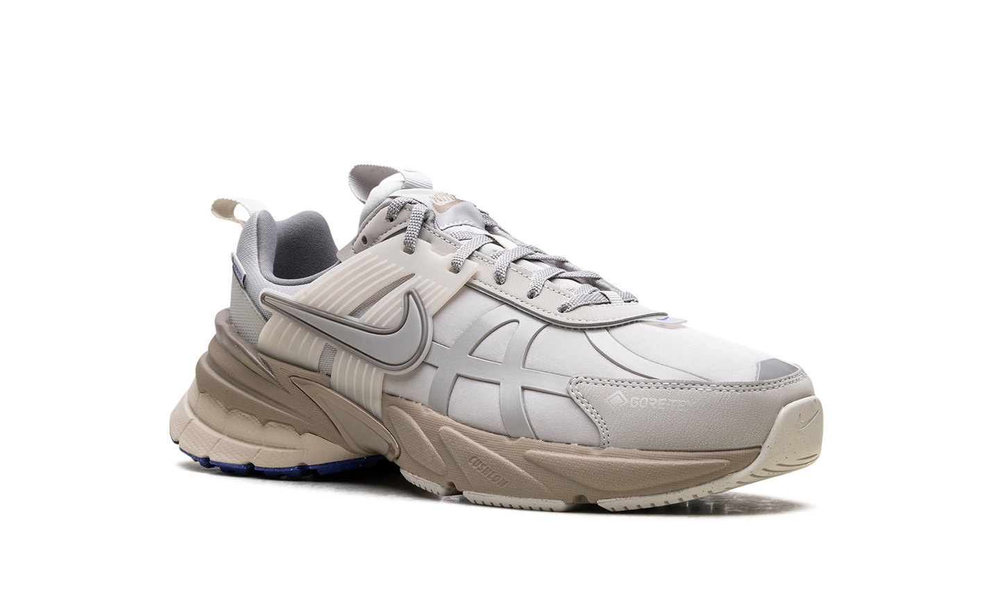 V2K Run WMNS"Gore-Tex Light Bone" FZ2622 002