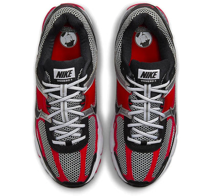 Zoom Vomero 5 Metallic Silver University Red