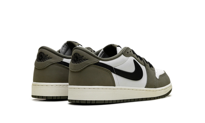 Jordan 1 Retro Low OG GS "Medium Olive" HQ6999 200