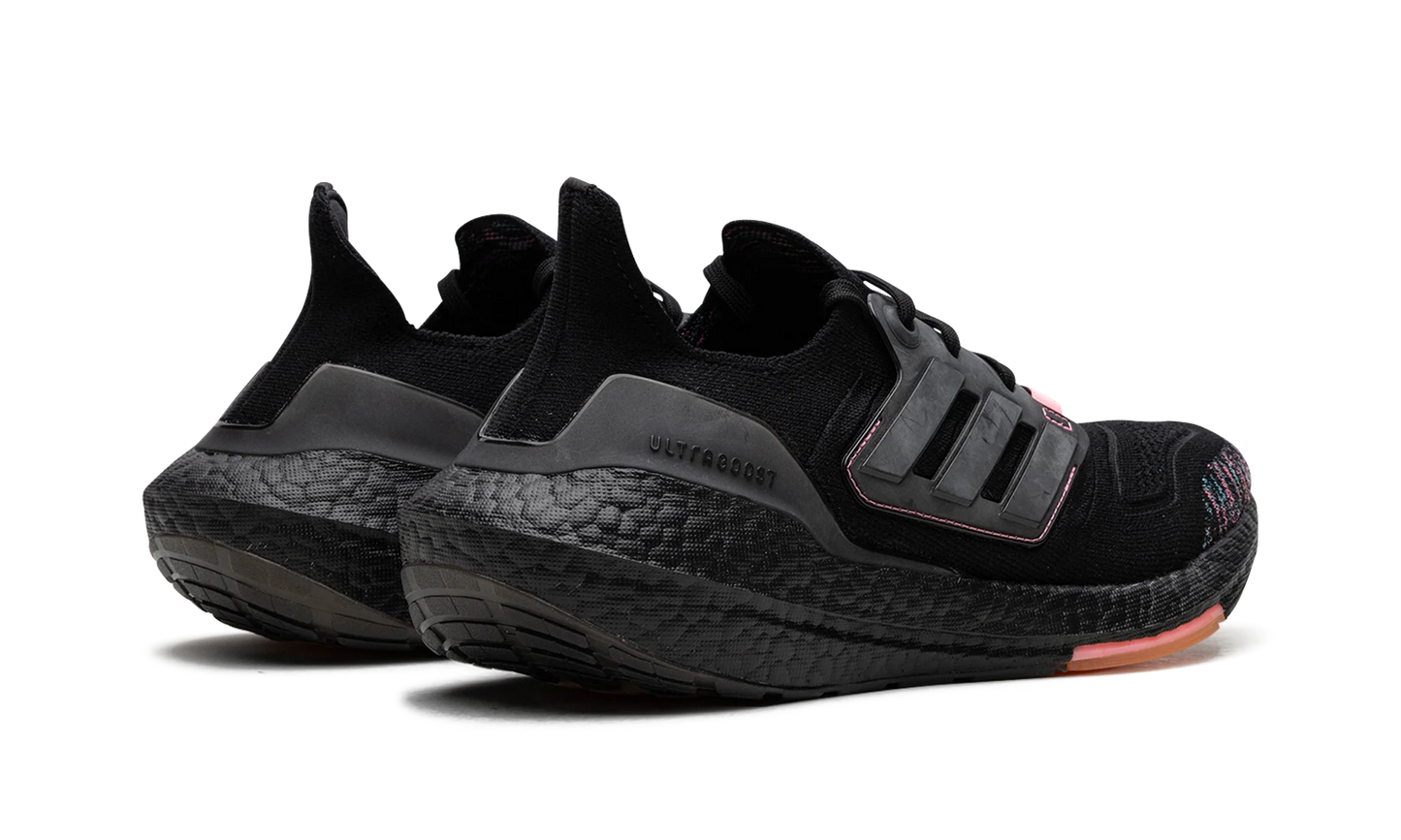 ULTRABOOST 22 WMNS "Black Beam Pink" GX5927