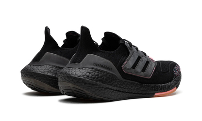 ULTRABOOST 22 WMNS "Black Beam Pink" GX5927