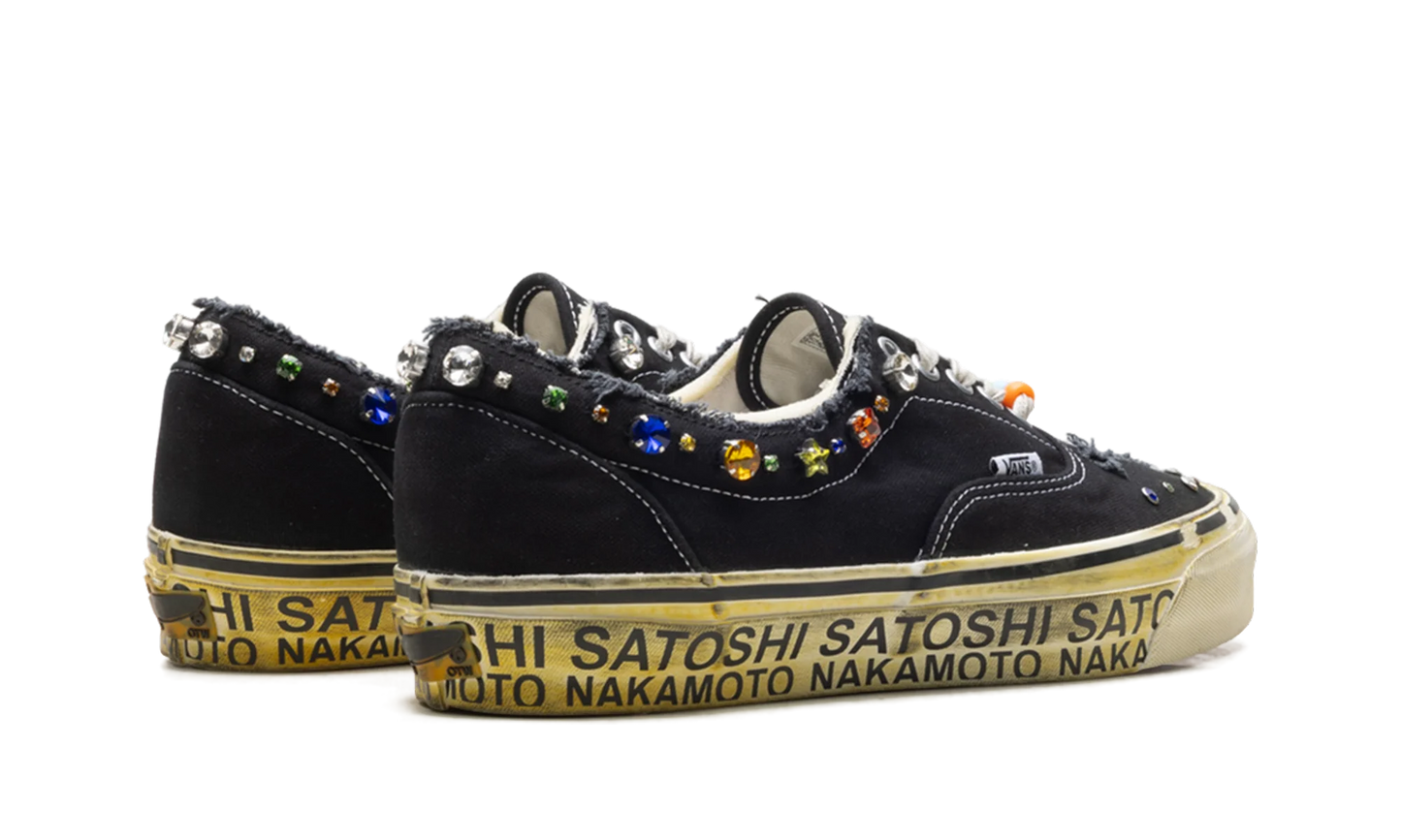 OTW Era 95 "Satoshi Nakamoto Lucky Charm" VN000EFEBLA