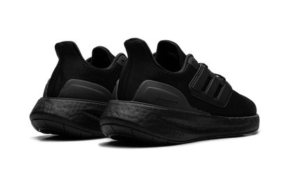 Pureboost 23 "Core Black" IF2375