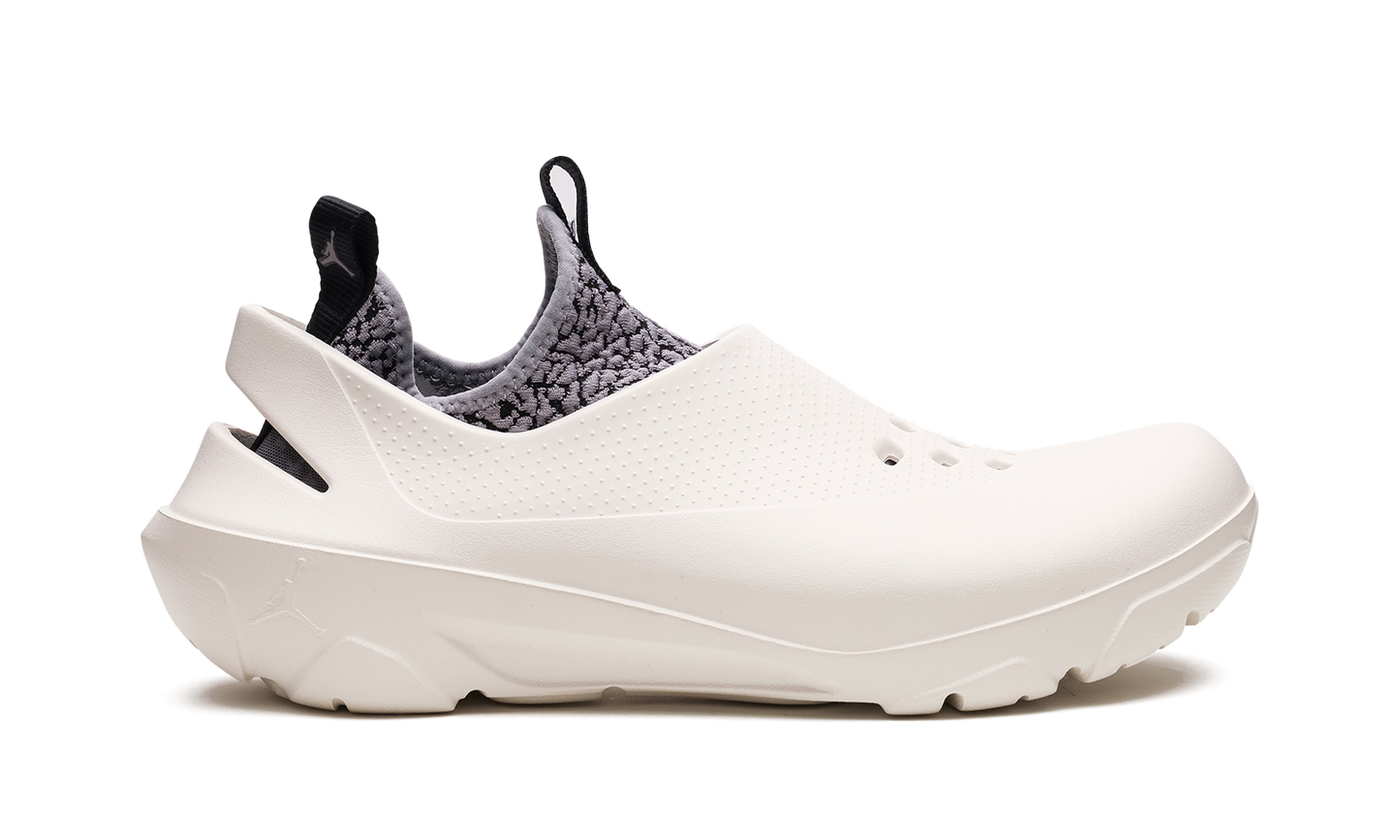 System.23 Clog "Cement Grey" DN4890 101