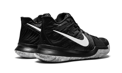 Kyrie 3 BHM "BHM" 852415 001
