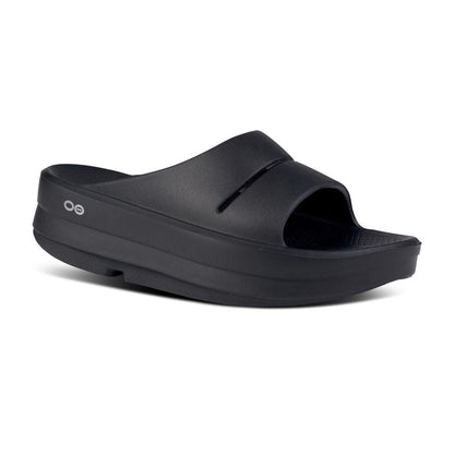 Women's OOmega OOahh Sandal in Black