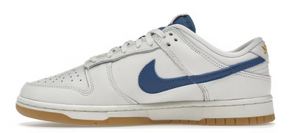 Dunk Low SE Sail Dark Marina Blue