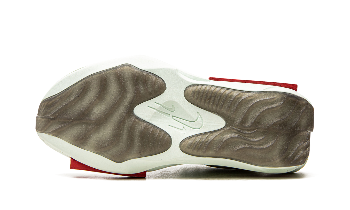FONTANKA EDGE WMNS"Barely Green" CU1450 300