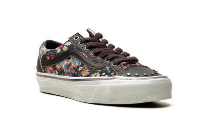 OTW Old Skool 36 Vibram "Floral Rivets Black" VN000D2GBLA