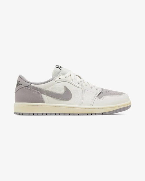 NIKE AIR JORDAN1 RETRO LOW ATMOSPHERE GREY