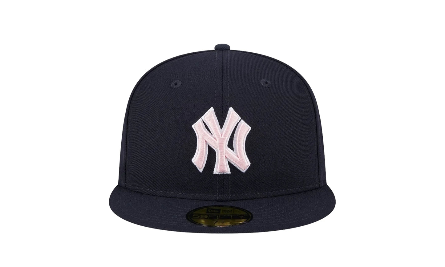 New York Yankees Mother's Day 2024 59FIFTY Fitted Hat "Navy" 60499352
