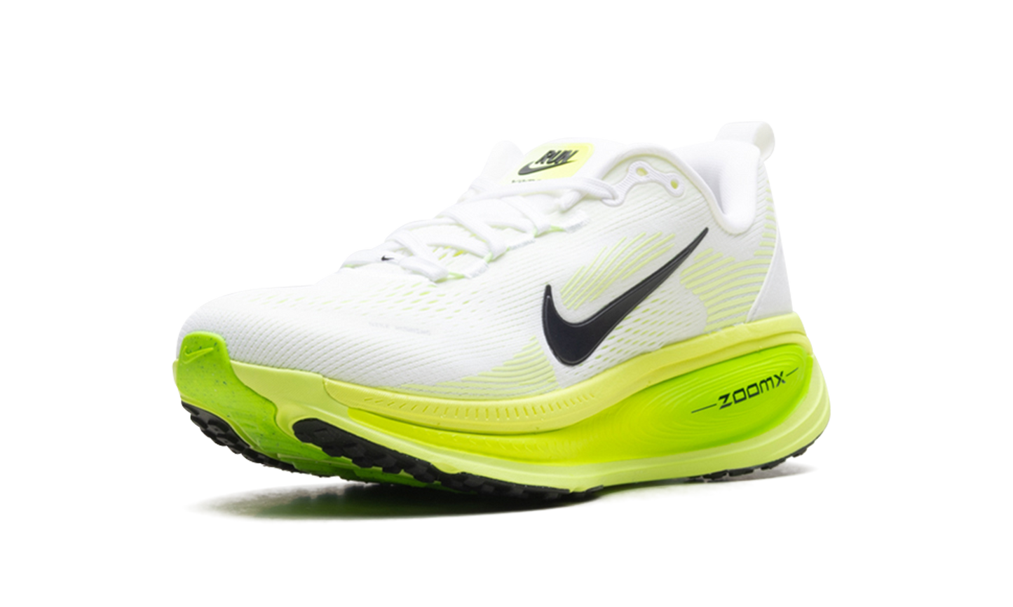 Vomero 18 WMNS"ELECTRIC GREEN" HM6804 102