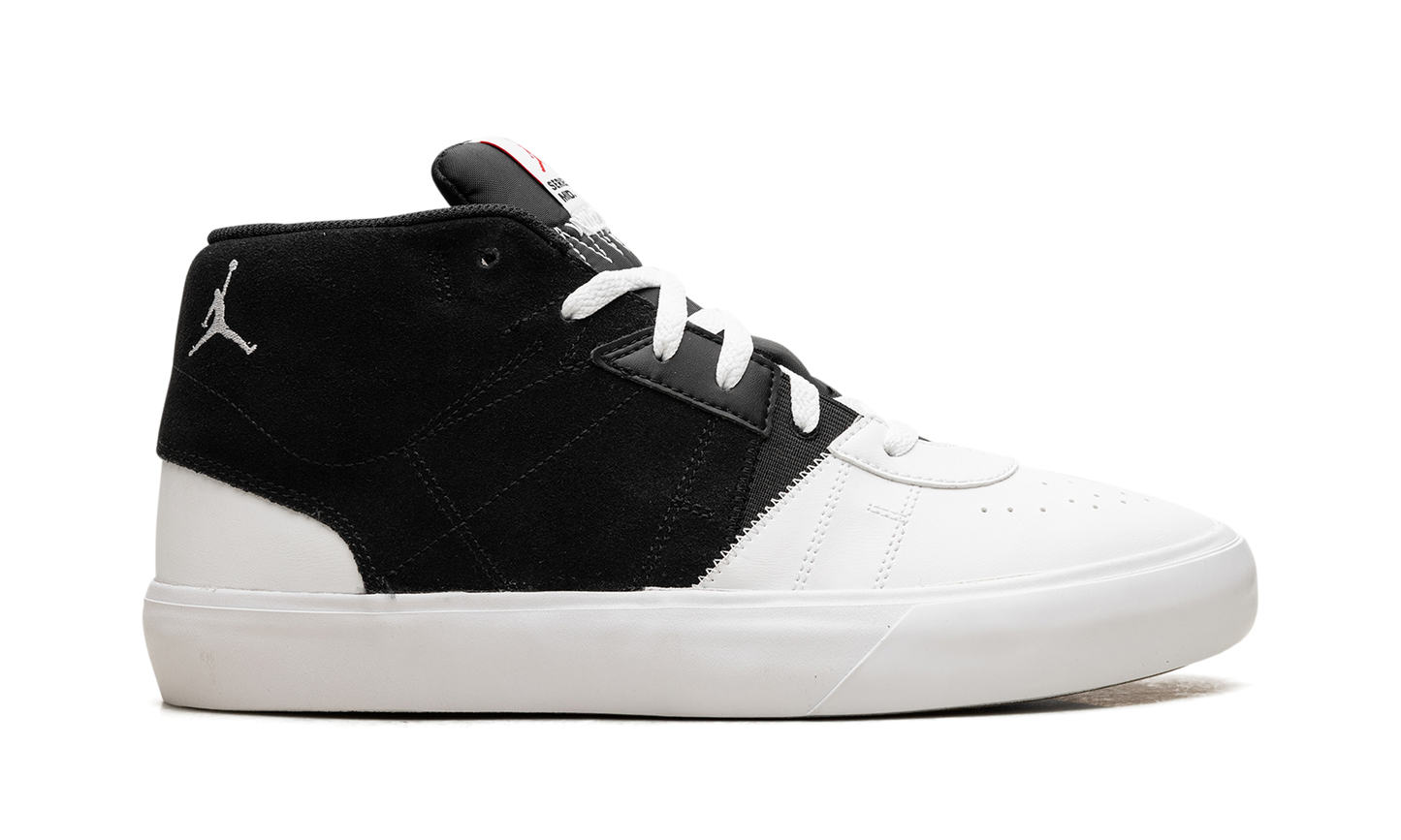 Series Mid "Black/White/University Red" DA8026 061