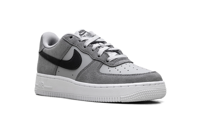 Air Force 1 GS "Smoke grey" IQ2743 001