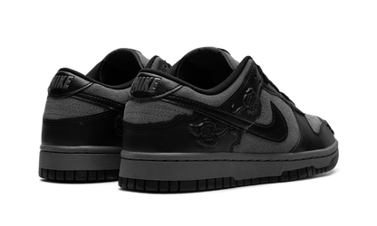 Dunk Low WMNS"Black Roses" HF1986 001