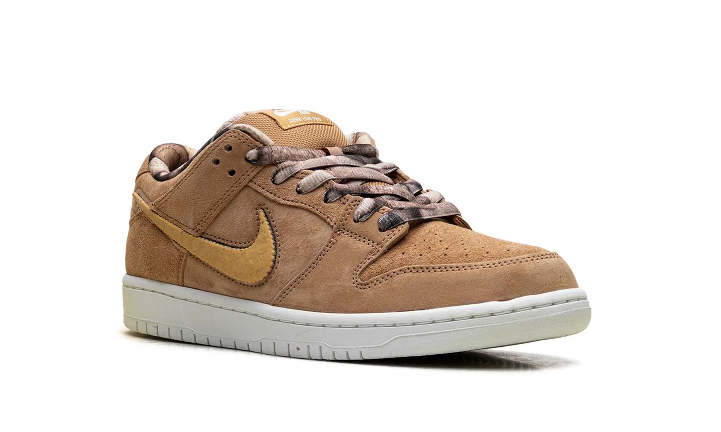 SB Dunk Low Pro "NOTE Shop Manchester Brew and Biscuits" IO9508 200