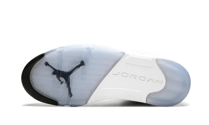 5 Retro "Metallic Silver" 136027 130