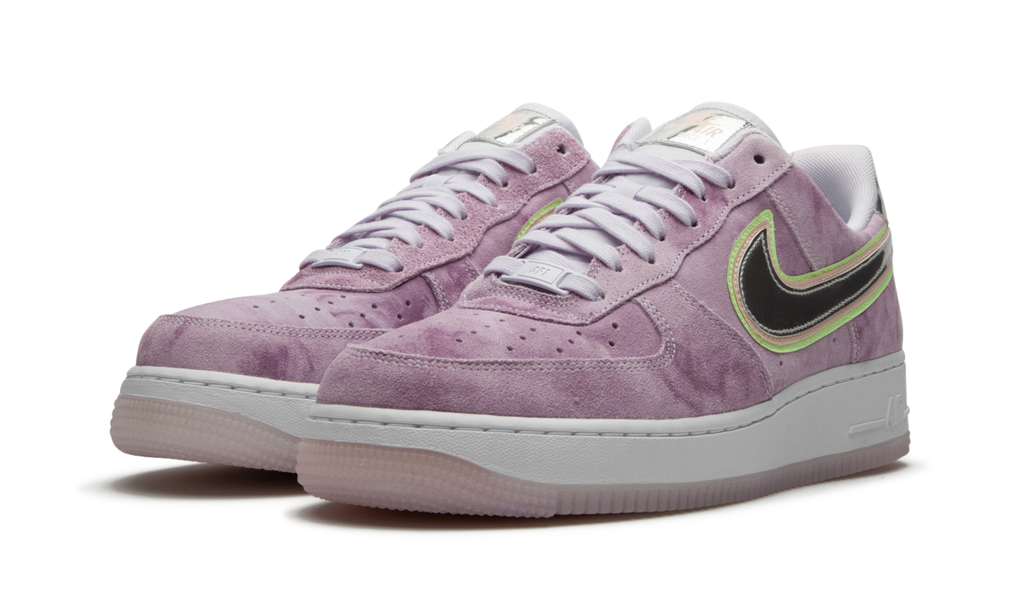 WMNS Air Force 1 07'"P(Her)spective" CW6013 500