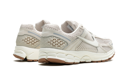 ZOOM VOMERO 5 WMNS"Light Orewood Brown" FZ3780 101