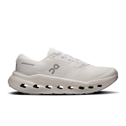 Women's Cloudrunner 3 in White/Ivory