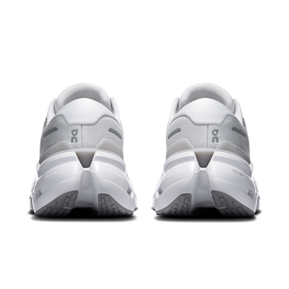 Women's Cloudrunner 3 in Frost/Glacier