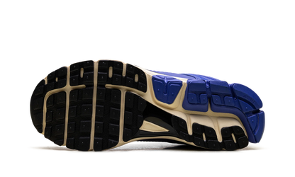 Zoom Vomero 5 "Swooshless Hyper Royal" IO4555 400