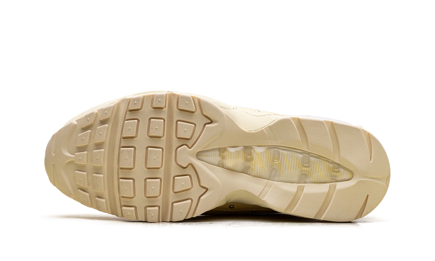 Air Max 95 WMNS "Soft Yellow Silver Studded" IQ3444 722