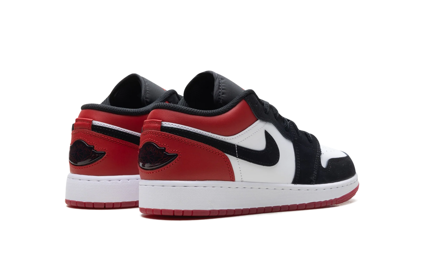 Air Jordan 1 Low SE GS "Black Toe 2025" IB8970 106