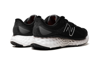 Fresh Foam Evoz V2 "Black / White" MEVOZLK2