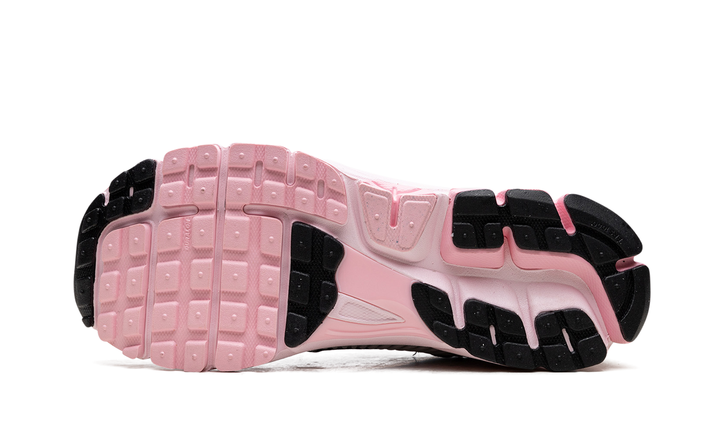Zoom Vomero 5"Pink" HF1877-001