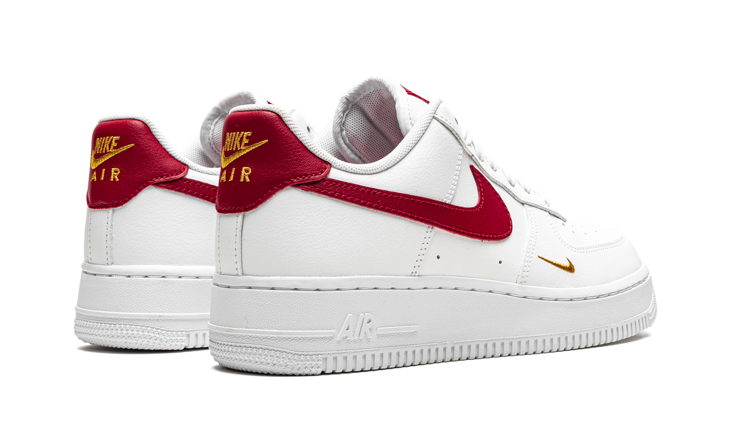 AIR FORCE 1 LO ESSENTIAL MNS WMNS"White/ Gym Red"