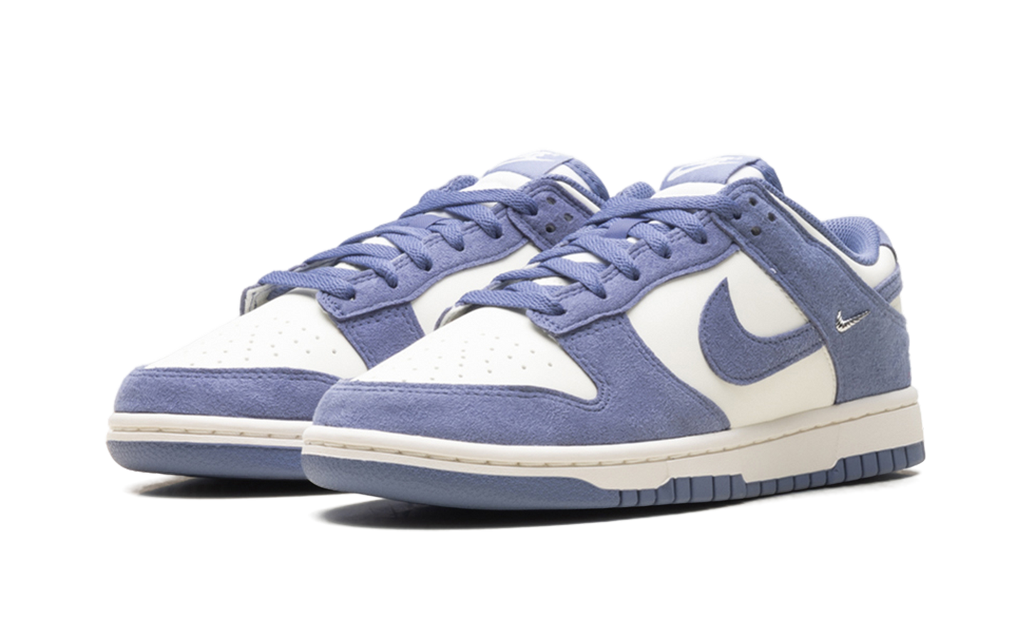 Dunk Low WMNS"World Indigo Mini Swoosh" IB4417 103
