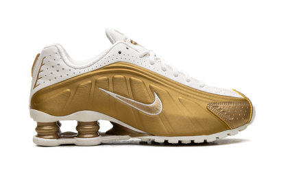 Shox R4 WMNS"Metallic Gold" AR3565 010