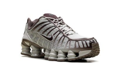 Shox TL WMNS "Light Bone Burgundy Crush" IM6013 072