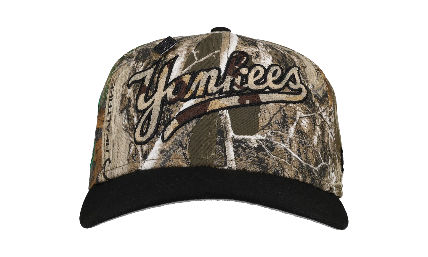 59FIFTY New York Yankees 1999 World Series Fitted Hat "Black / Real Tree" NE253