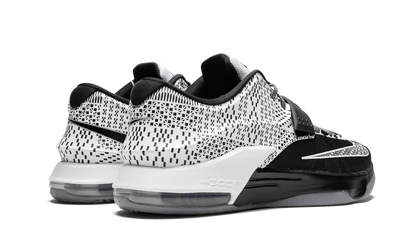 KD 7 BHM "Black History Month" 718817 010