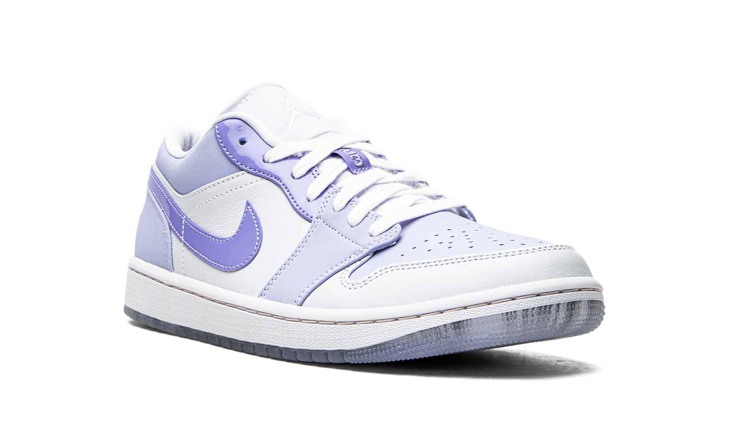 1 Low SE "Mighty Swooshers" DM5442 040