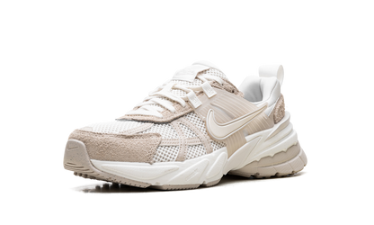 V2K Run WMNS"Sail Sand Drift" HV3917 133