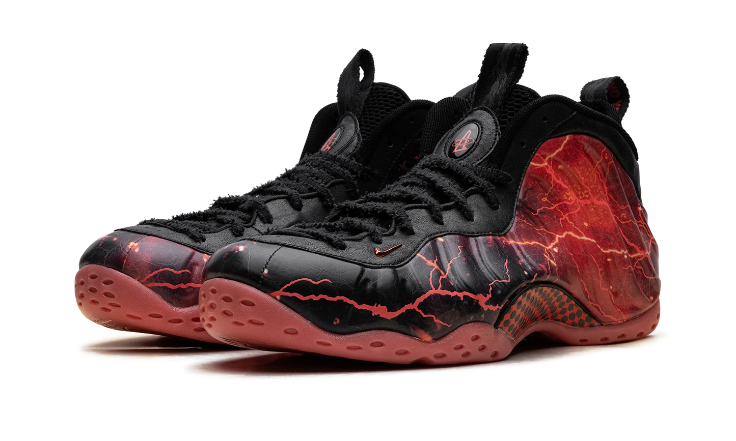Nike Air Foamposite One "Stranger Things" IR7336 001