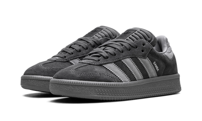 Samba XLG "Carbon Grey" ID3912