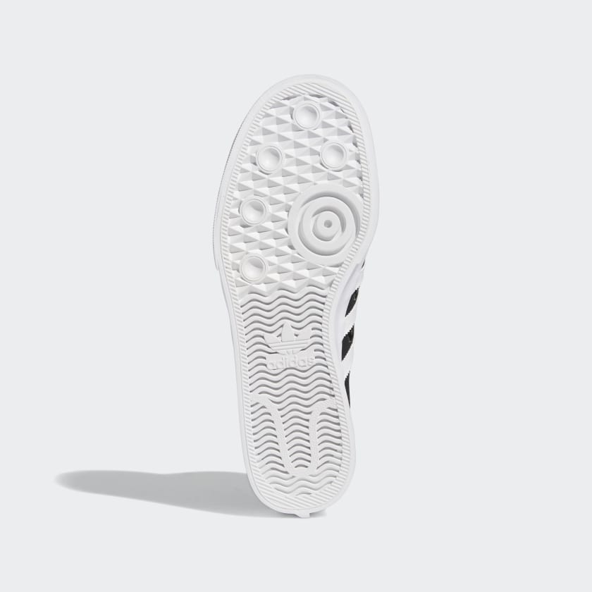 Women's adidas Nizza Platform Mid Shoes