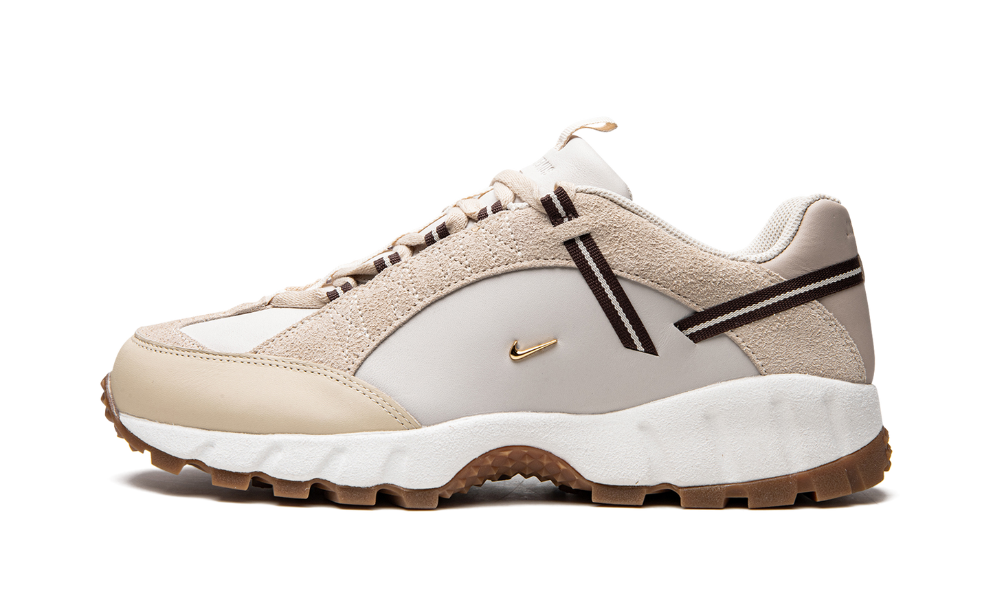 AIR HUMARA LX WMNS"Jacquemus - Beige" DR0420 001