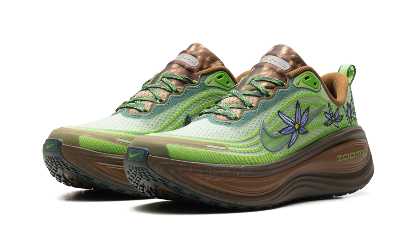 Vomero Plus WMNS"Doernbecher" IO7687 921
