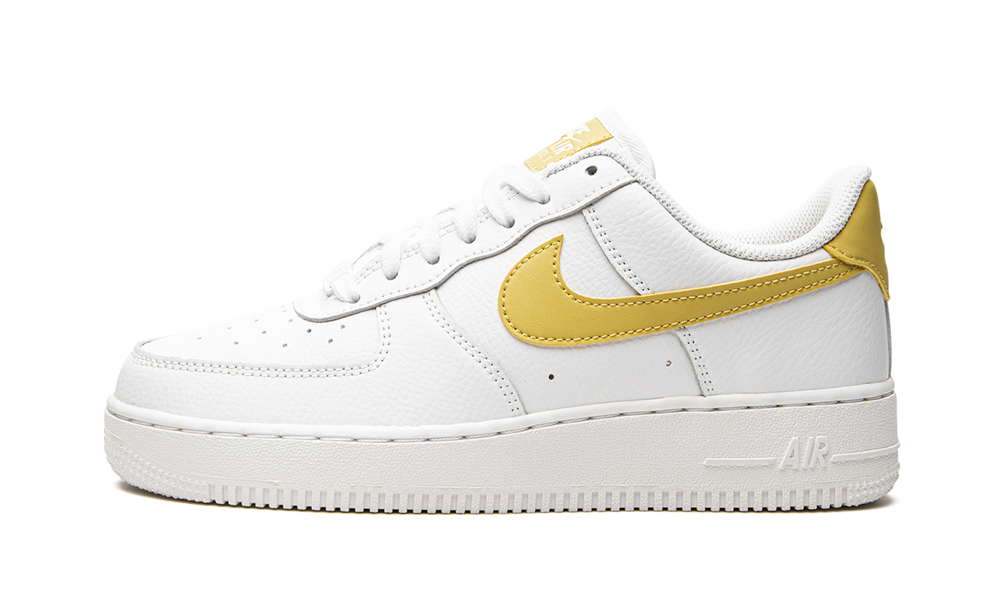 AIR FORCE 1 LO MNS WMNS"White/ Saturn Gold" 315115 170