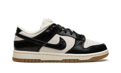 Wmns Dunk Low LX"Black Croc" FJ2260 003